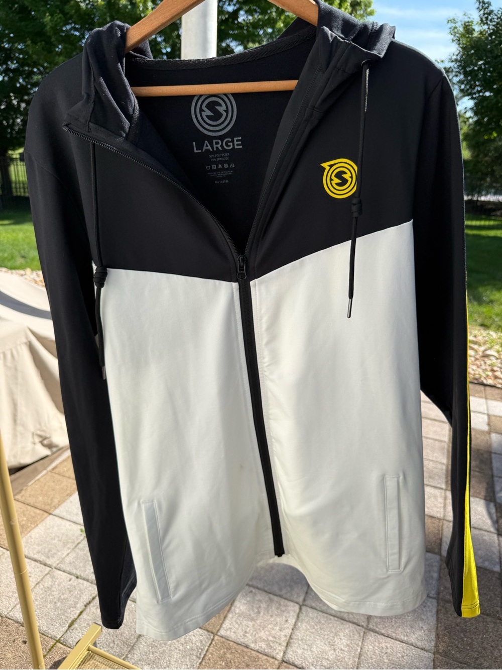 Performance Hooded Zip Jacket - Black & White
